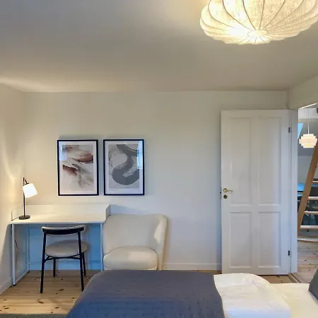 Large In Lovely Urban Area In Cph O