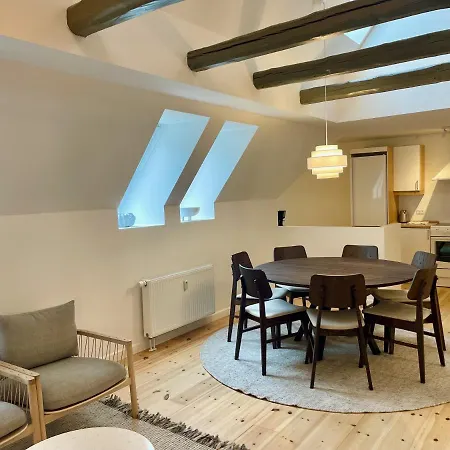 Large In Lovely Urban Area In Cph O Copenhague