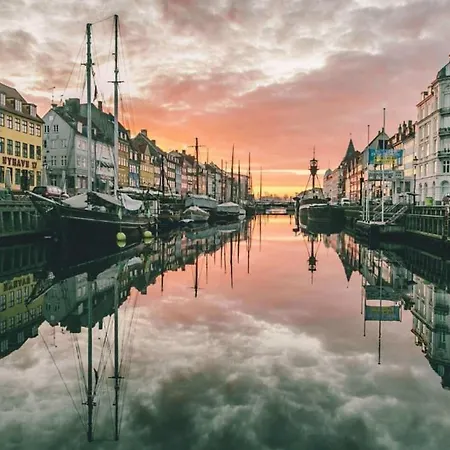 Large In Lovely Urban Area In Cph O Apartamento